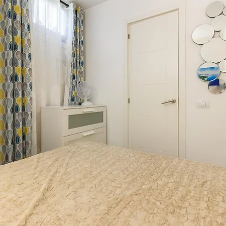 Fantasticstylish & Aircon, Near Lasamericas Appartement Playa de las Américas