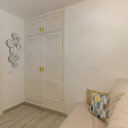 Fantasticstylish & Aircon, Near Lasamericas Апартаменты Плая-де-лас-Америкас